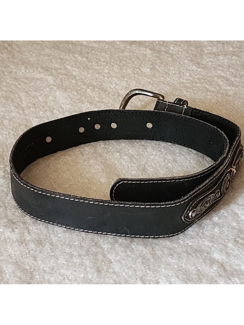 Western genuine leather belt color black with silver embellishments size large - Picture 3 of 7